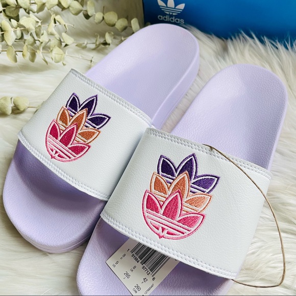 adidas Shoes - ADIDAS Adilette Lite Trefoil Slide Sandals